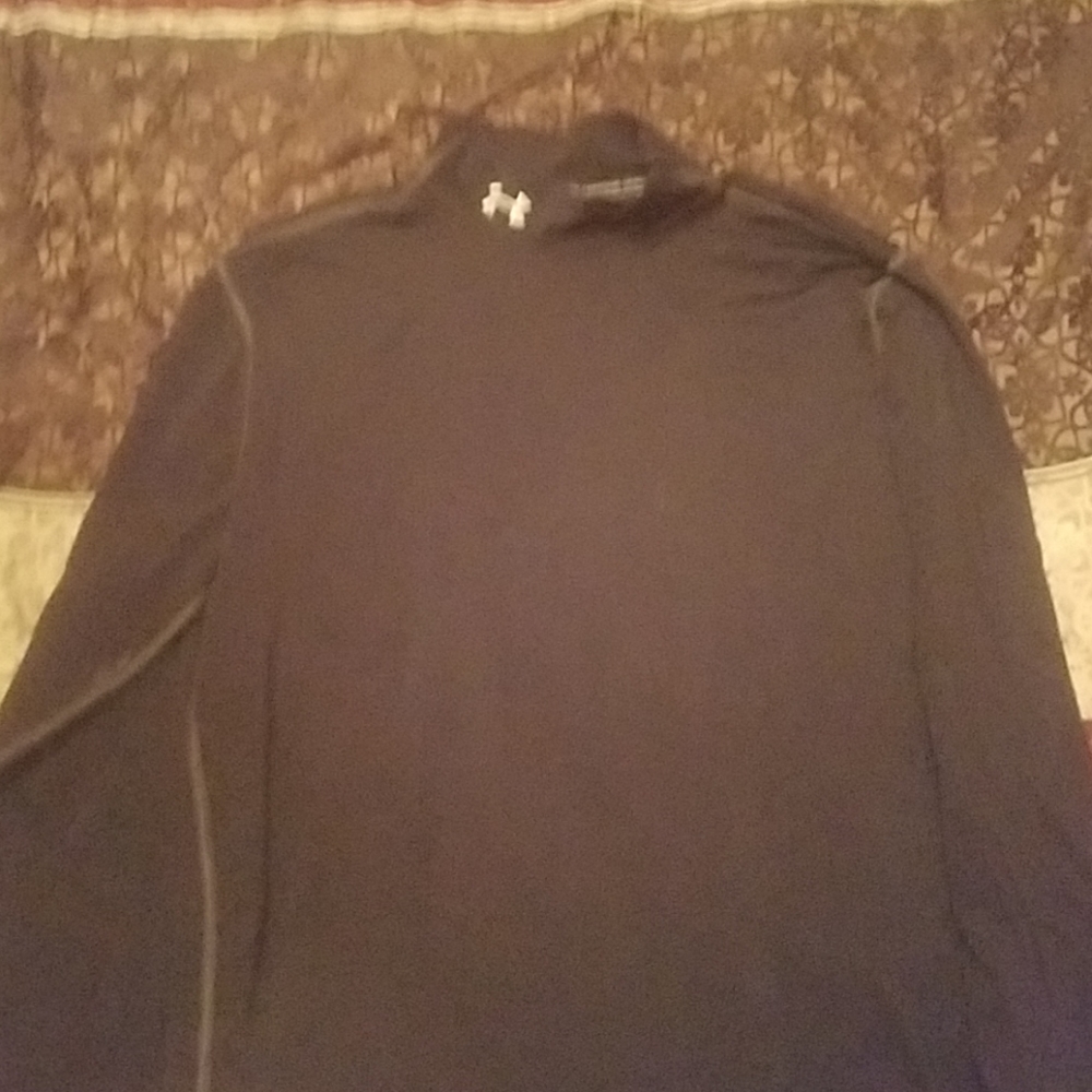 Under armour active wear shirt